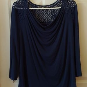 Daniel Rainn green long sleeve blouse embroidered